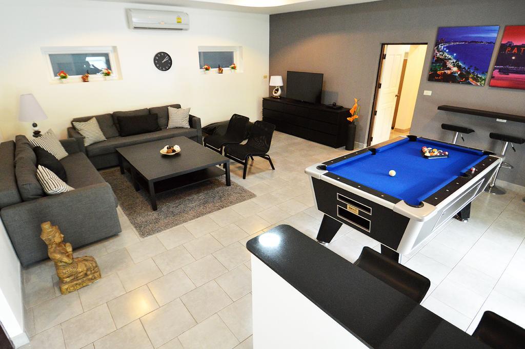 Apartament Ruamchok Ocean View Pattaya Zewnętrze zdjęcie