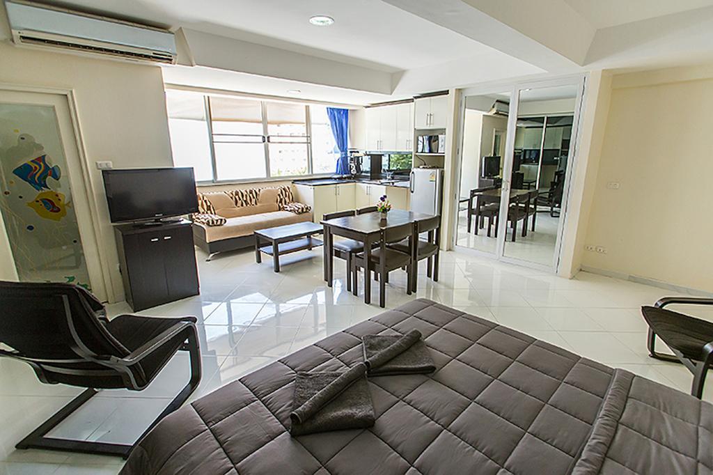 Apartament Ruamchok Ocean View Pattaya Zewnętrze zdjęcie