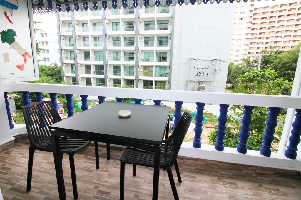 Apartament Ruamchok Ocean View Pattaya Zewnętrze zdjęcie